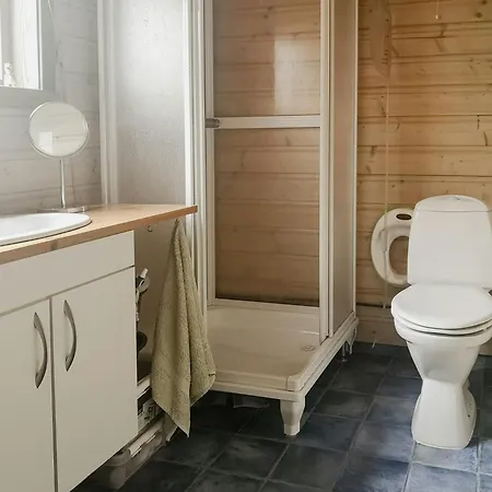 Cozy In Scenic Voringsfoss